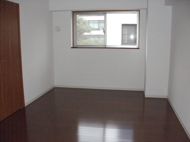 ルミエール苗代の内装|洋室です