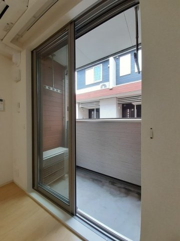 【バルコニー】 | ヴェルテス五番館