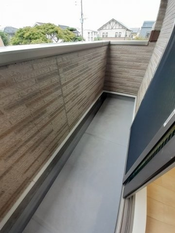 ヴィラ　フレグラントのバルコニー