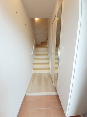 【玄関】 | フォレストガーデンヒルズＢ