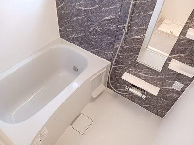 【浴室】 | 春告鳥（ウグイス）