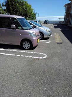 【駐車場】