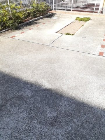 パティオ緑の駐車場