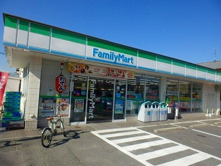 パティオ緑の周辺|ファミリーマート徳重店まで600m