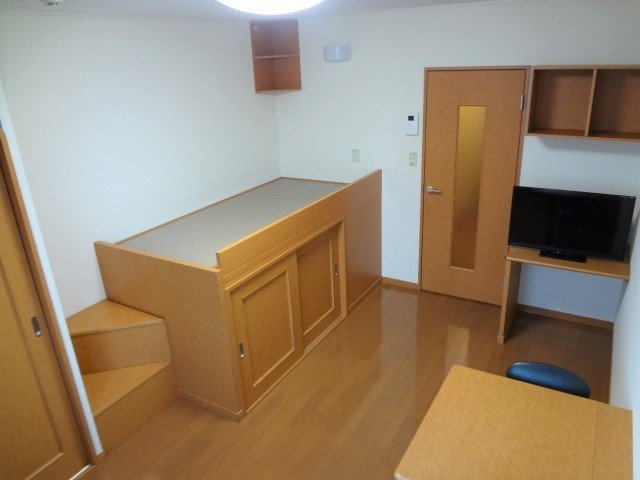 レオパレス和楽の居間・リビング