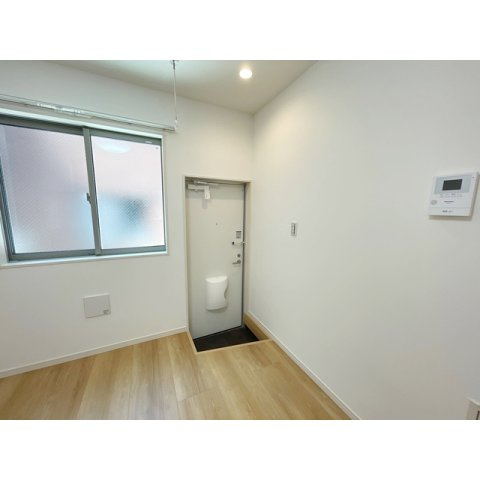 MQuarto熊野前の玄関