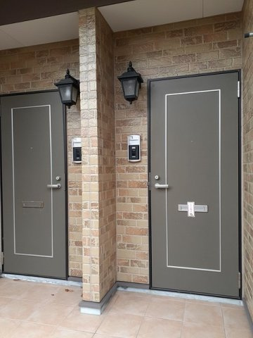 イーストレジデンスのエントランス