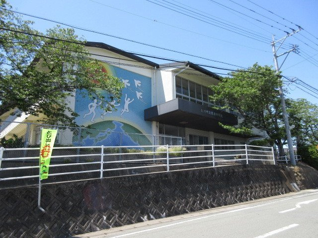 アールフォーレの周辺|腹赤小学校まで210m