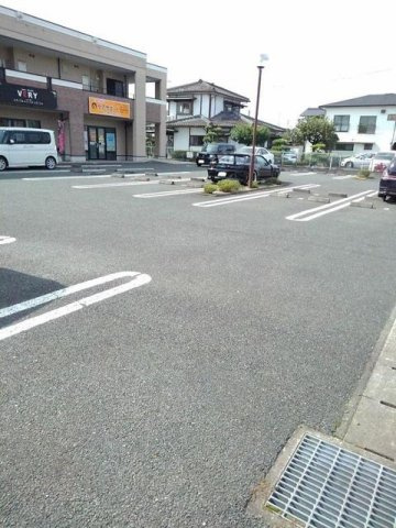 パティーナの駐車場