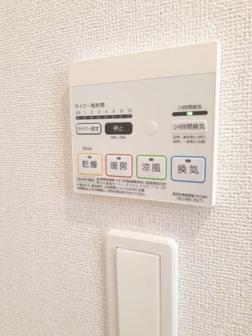 レ　ジュ－ル　カルムのその他