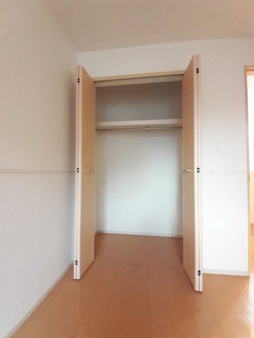 レ　ジュ－ル　カルムの収納