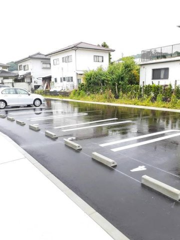大内グランコートの駐車場