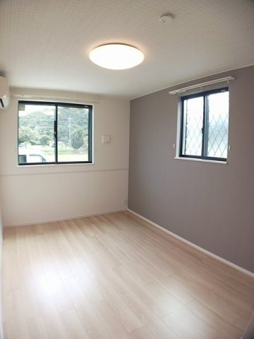 ファミール問田の内装