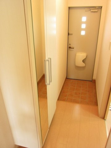 アイリス　Ａの玄関