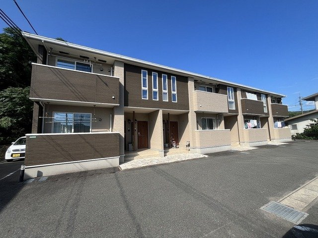 カルフールＢの外観