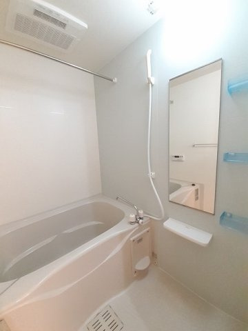 カルフールＢの浴室