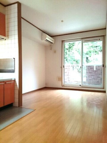 クレスト－ルｆⅡの居間・リビング