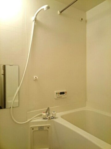 クレスト－ルｆⅡの浴室