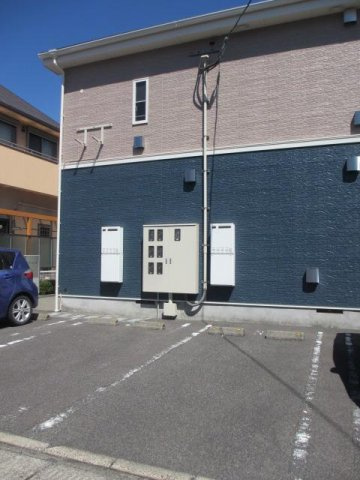 フィオーレ・Ｋの駐車場