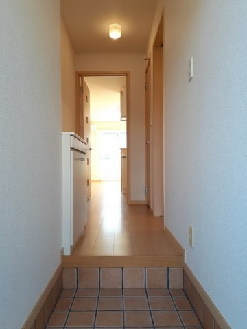 プリムローズ中山Ｂの玄関