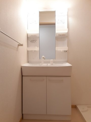 プリムローズ中山Ｂの洗面所