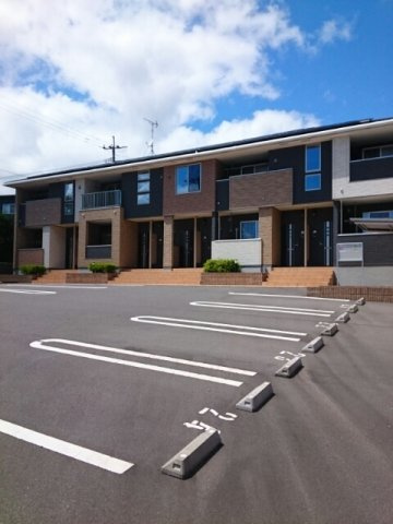 Ｍ’ｓヴァン・ヴェールＢの駐車場