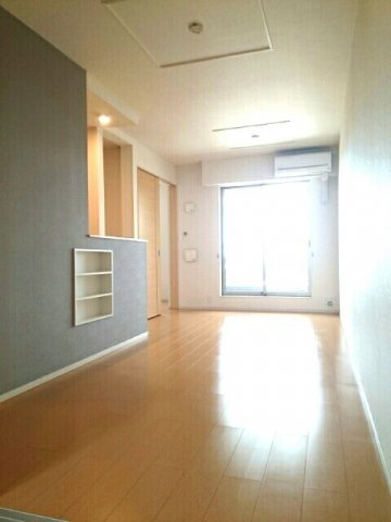 Ｍ’ｓヴァン・ヴェールＢの居間・リビング