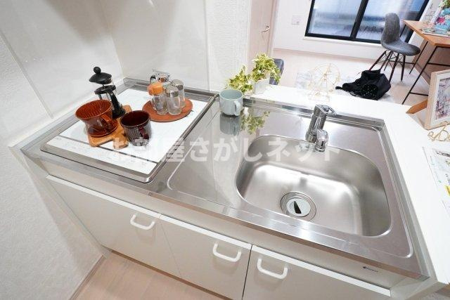 グラン徳丸【おとり物件なし】#学生・社会人にオススメ！初期費用分割払いOK！のキッチン|※家具・小物はイメージです