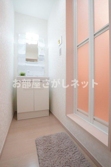 グラン徳丸【おとり物件なし】#学生・社会人にオススメ！初期費用分割払いOK！の洗面所|※家具・小物はイメージです