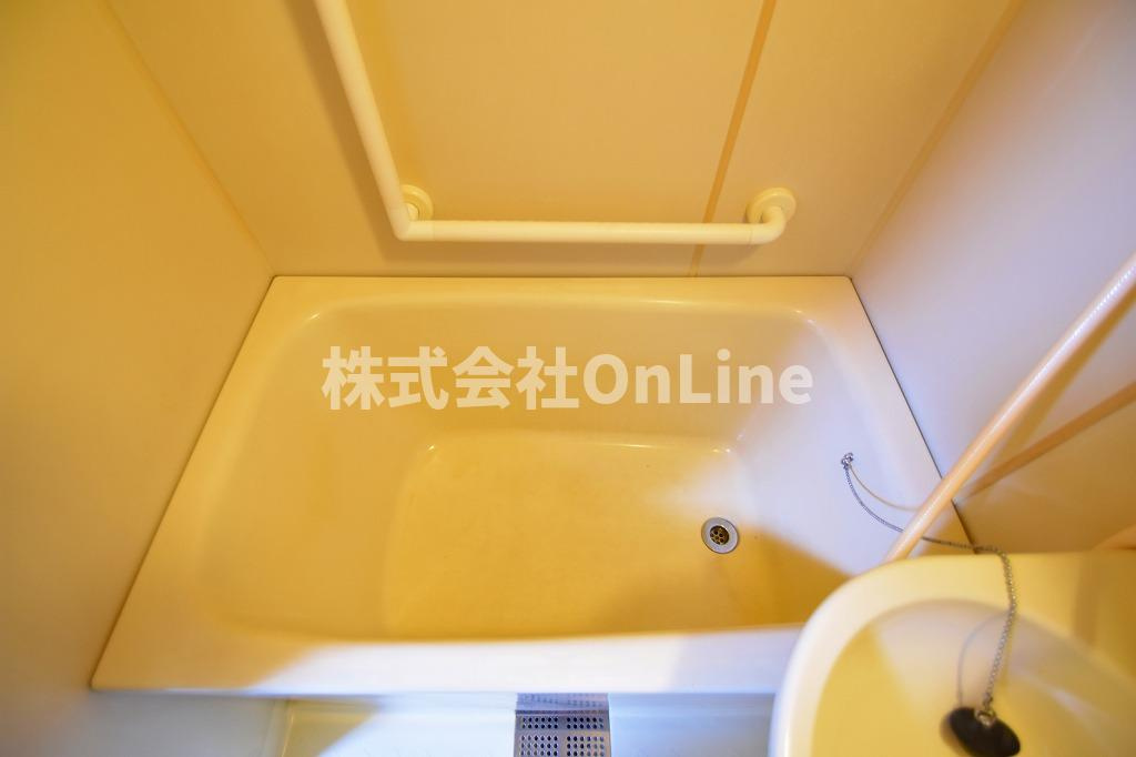 メゾン大和枚岡の浴室