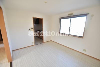 【居間・リビング】 | メゾンニュー池島 B