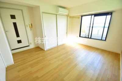 【洋室】 | CORNICHE長瀬