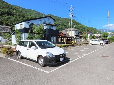 レオパレスブルガリのその他