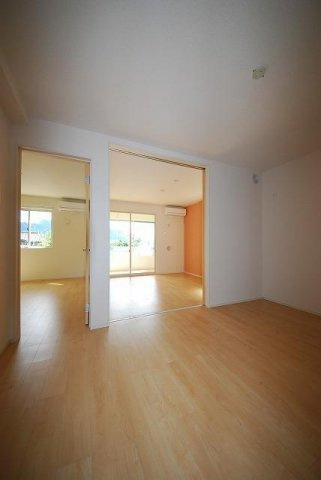 ＲＥＩＷＡ　Ⅱの内装