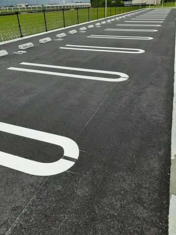 ヴィラ・チェロⅠの駐車場