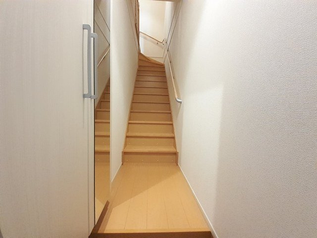 ヴィル・フォーレⅤの玄関