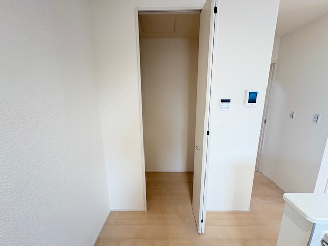 上里町七本木第６（全８棟）１号棟の玄関