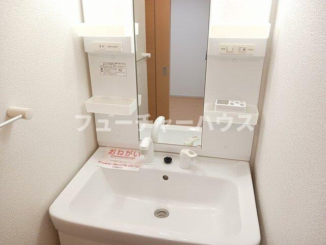 サンエスポアールの洗面所