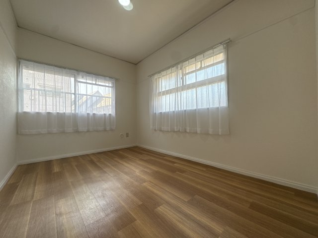 【洋室】 | エメラルドマンション第2箱崎、A棟☆仲介手数料半額☆