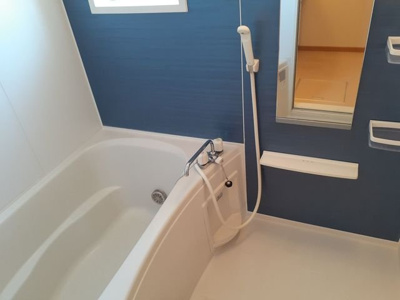 【浴室】 | ヴィラ　グランデ | 日々の疲れを癒すお風呂付です