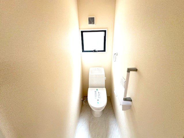 上里町七本木第６（全８棟）7号棟のトイレ|建物完成済みでございます。お部屋のご内覧可能でございます。お気軽にお問合せ下さいませ(^▽^)/