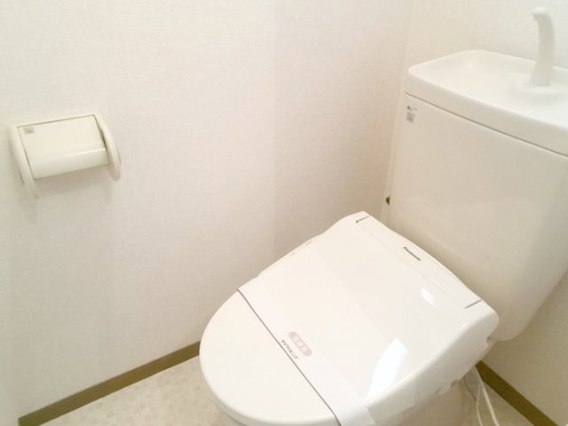 ロイヤルガーデン　Ｃのトイレ