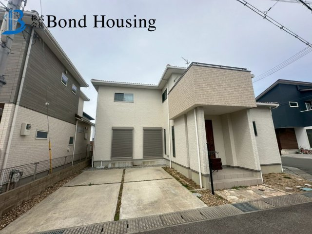 東南角地　ワンランク上の設備　大久保町松陰　良質戸建