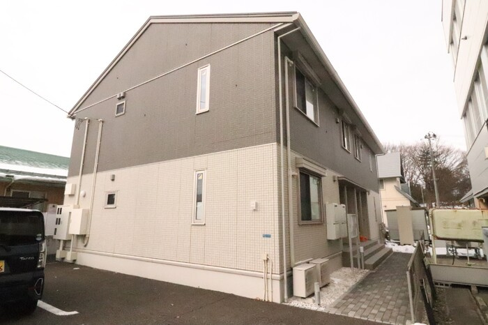 ルミエール本石の外観