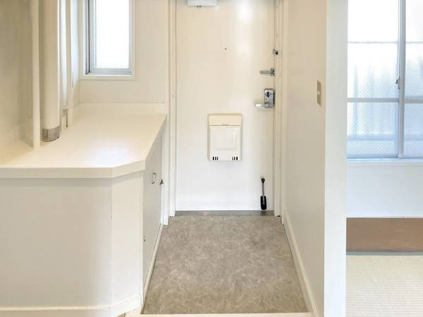 ビレッジハウス鎌倉1号棟の玄関|ビレッジハウスの同一物件・同一タイプの間取りの写真です