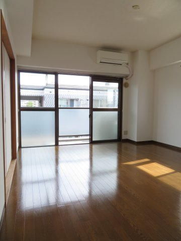 クラールハイト秋本の居間・リビング|リビングです