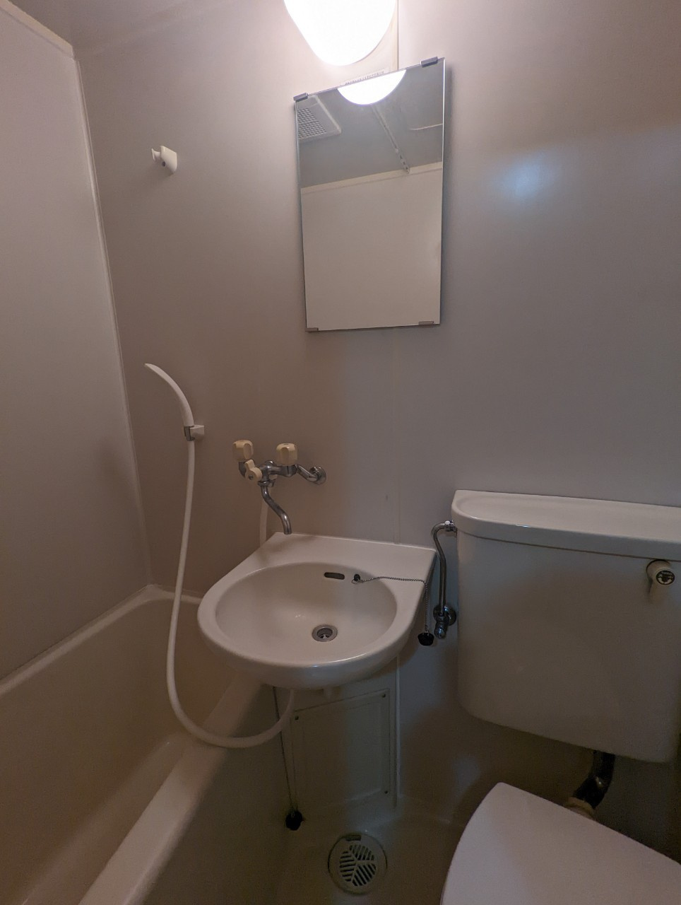 アメニティ西八王子|退去前につき、お写真は別のお部屋のものになります。