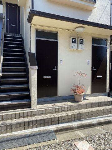 柴崎ハイツのエントランス|エントランス写真です。