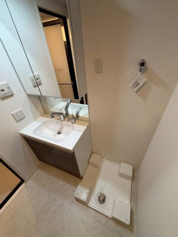 AXASレジデンス外苑の洗面所|使いやすい洗面所です