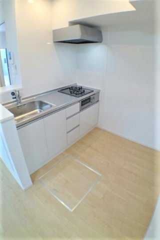 ポルトボヌールⅡのキッチン|コンパクトなキッチンで掃除もラクラク